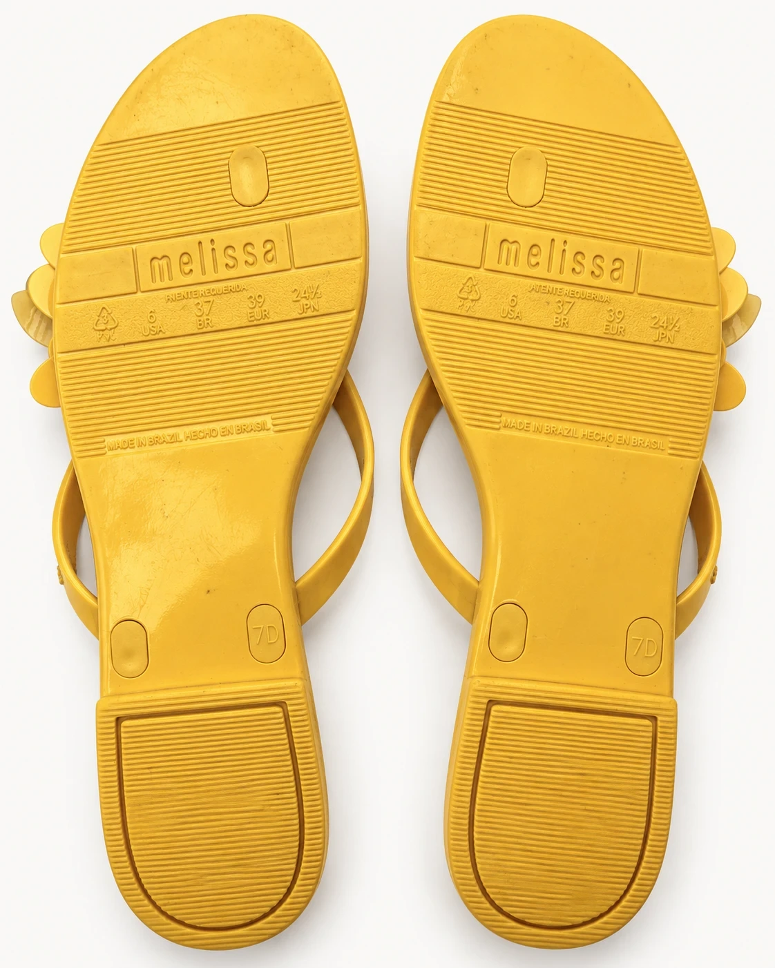 Solas com a marca Melissa e a numeração